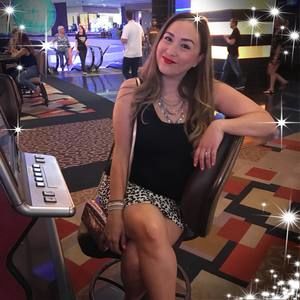 Meet your Posher, Angelique